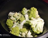 Foto del paso 2 de la receta: Bowl de Salmón en Salsa Teriyaki con Brócoli y Arroz