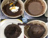 Foto langkah ke 4 dari resep Flourless Chocolate Mug Cake.