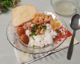 Foto langkah ke 5 dari resep Nasi Bakmoy Ayam Dengan Telur Puyuh Kecap.