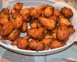 Une image de l'étape 8 de Bolinhos de Bacalhau (accras de morue portugais).