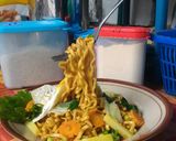 Foto langkah ke 9 dari resep Mie Melayang Simpel.
