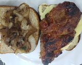 Foto del paso 3 de la receta: Sándwich de bondiola con barbacoa y miel y cebolla caramelizada