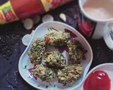 मूली के पत्ते के पकौड़े (Mooli ke patte ke pakode recipe in Hindi) रेसिपी चरण 6 फोटो