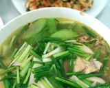 Hình bước làm 3 của món Canh bí xanh, nấm đùi gà