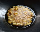 Foto langkah ke 1 dari resep Oseng Kikil Kentang Pedas.