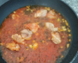 Foto del paso 2 de la receta: Fideuá con pollo 🐔 y albóndigas