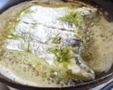 Foto del paso 3 de la receta: Merluza frita al cilantro