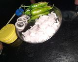 A picture of step 4 of Mirchi bajji.
