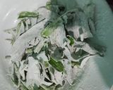Foto langkah ke 2 dari resep Kangkung goreng tepung.
