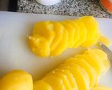 Foto del paso 1 de la receta: Cazuela de papas 🥔 con albóndigas bañada en salsa y queso 🧀