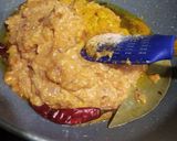 A picture of step 4 of Chole ragda with potato pattice.