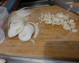 Foto langkah ke 4 dari resep Ayam Goreng Mentega dengan Tulang.