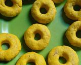 Foto langkah ke 5 dari resep Donat Pisang (Pisang goreng wijen).