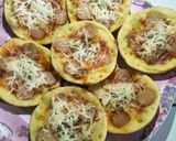 Foto langkah ke 2 dari resep Pizza Mini Dorayaki.