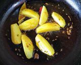কাতলা মাছের ঝোল (Katla Machher Jhol recipe in Bengali) রেসিপির ধাপ 3 ছবি
