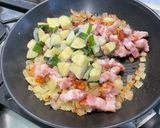 Une image de l'étape 8 de Gratin de macaronis au lard, courgettes et roquefort.