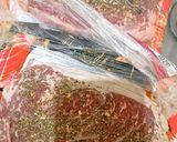 Foto langkah ke 1 dari resep Nostalgic Black Pepper Steak.