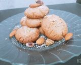 A picture of step 5 of Almond Pistachios Cookies.