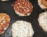 Une image de l'étape 4 de Croquettes de flocons d'avoines aux cacahuètes.