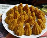 A picture of step 11 of Besan Puri modak.