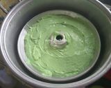 Foto langkah ke 3 dari resep Bolu pandan kukus lembut.