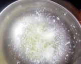 A picture of step 1 of White Sauce French Beans.