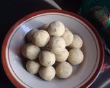 Foto langkah ke 1 dari resep Bola bola ubi.