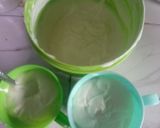 Foto langkah ke 3 dari resep Bolu Kukus Ombre.