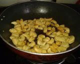 A picture of step 8 of Namkeen kaju.