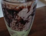 Foto langkah ke 3 dari resep Es Kocok Pokat Milo.