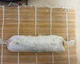 Foto langkah ke 5 dari resep Sushi Roll tanpa Nori.