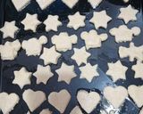 Foto del paso 4 de la receta: Galletitas divertidas a mi manera 😘💜😍🤩💙🙃🫠❤️