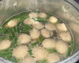 Foto langkah ke 5 dari resep Sop Sayur Isi Pentol dan Telur Puyuh.