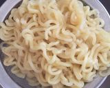 Foto langkah ke 1 dari resep Donat Indomie.