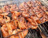 Foto langkah ke 6 dari resep Sate udang bakar.