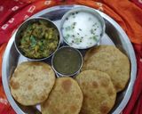 A picture of step 2 of Aloo (Aloo Ki Kachori).