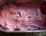 Foto del paso 3 de la receta: Helado de frutilla fácil