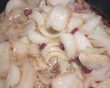 A picture of step 2 of Pieces of Eight Gravy.
