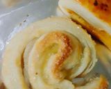 A picture of step 5 of Chicken Puffs.