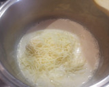 Foto del paso 5 de la receta: Pasta fresca al huevo rellena de Ricota y Espinacas con salsa de queso