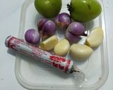 Foto langkah ke 1 dari resep Lombok ijo cumi asin jleb.