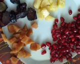 A picture of step 1 of Creamy Fruit Canepè.