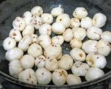 A picture of step 3 of 🔥🌈Rang Ek Rang Anek🌈🔥 --- Makhana Sabudana Thandai Kheer.