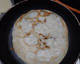 A picture of step 2 of Mushroom crepes.