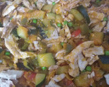Foto del paso 13 de la receta: Arroz integral con pollo🍗 y verduras🥕🥒🌶