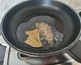 A picture of step 2 of Egg Lababdar.