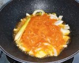 Foto langkah ke 2 dari resep Udang Saos Padang.