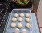 Foto langkah ke 3 dari resep Matcha Sarikaya Salt Bread.