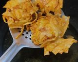 A picture of step 9 of Crispy Prawn balls.