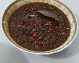 A picture of step 3 of Malka masoor ki daal (kali daal).